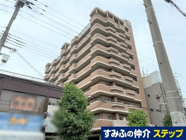 4LDK apartment in Hirakata, Osaka - Photo 1