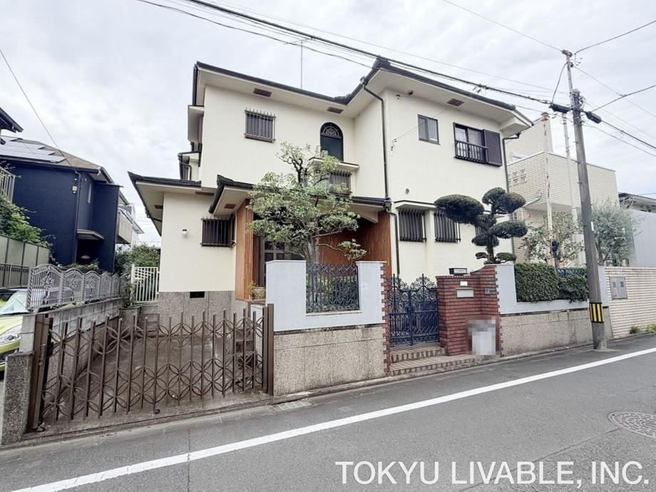 5LDK+S house in Fuchu, Tokyo - Photo 1