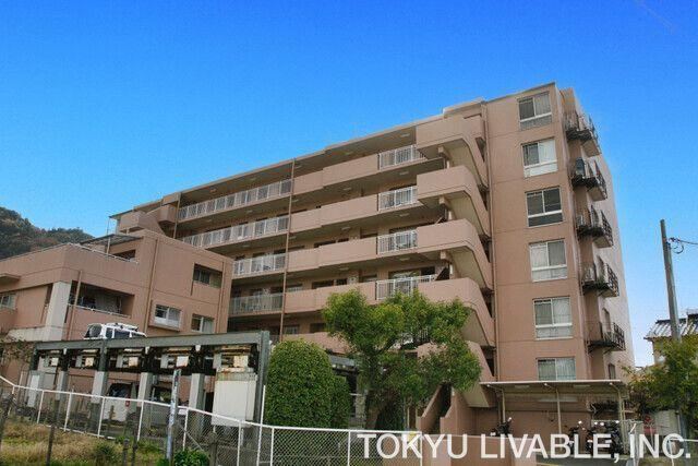 3LDK apartment in Yamashina Ward, Kyoto - Photo 1