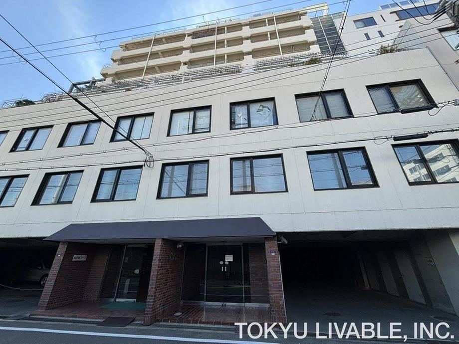 1LDK+S apartment in Chuo Ward, Osaka - Photo 1