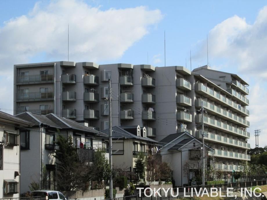 3LDK apartment in Kita Ward, Sakai, Osaka - Photo 1