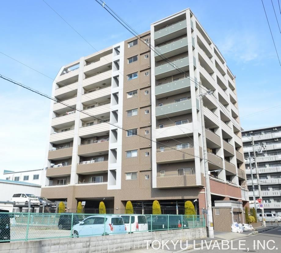 4LDK apartment in Hirano Ward, Osaka - Photo 1