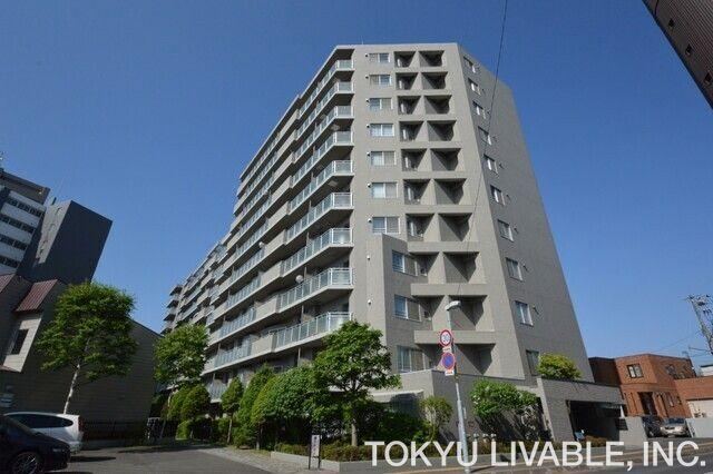 4LDK apartment in Kita Ward, Sapporo, Hokkaido - Photo 1