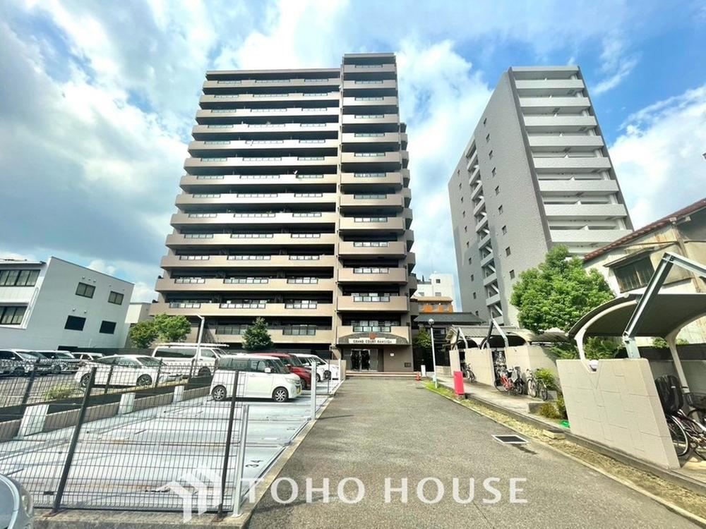 2LDK+S apartment in Kita Ward, Nagoya, Aichi - Photo 1