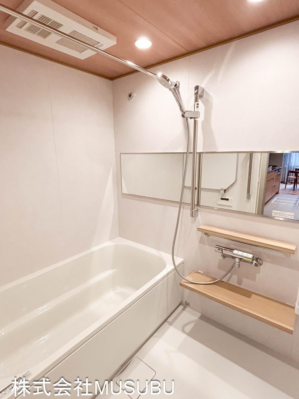 2LDK apartment in Meguro Ward, Tokyo - Photo 1