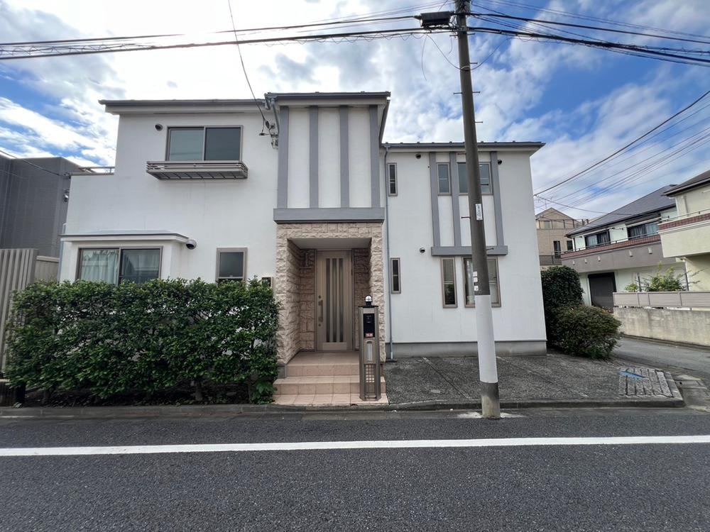 4LDK house in Suginami Ward, Tokyo - Photo 1