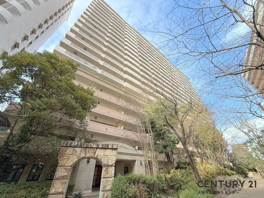 3LDK apartment in Konohana Ward, Osaka - Photo 1