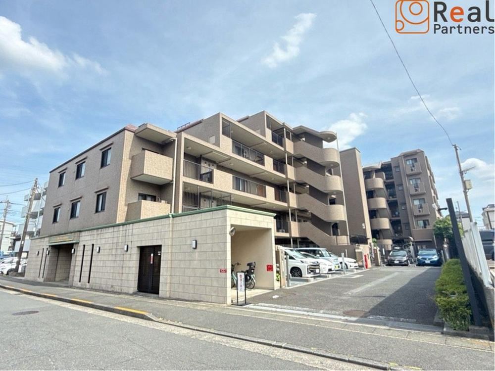 3LDK+S apartment in Takatsu Ward, Kawasaki, Kanagawa - Photo 1