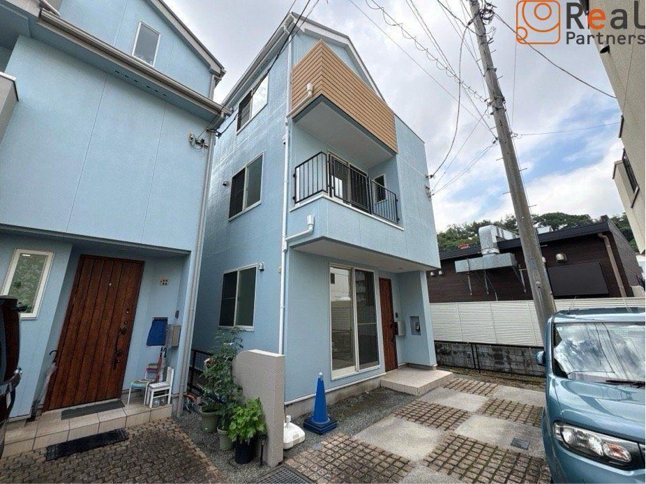 4LDK house in Tsurumi Ward, Yokohama, Kanagawa - Photo 1