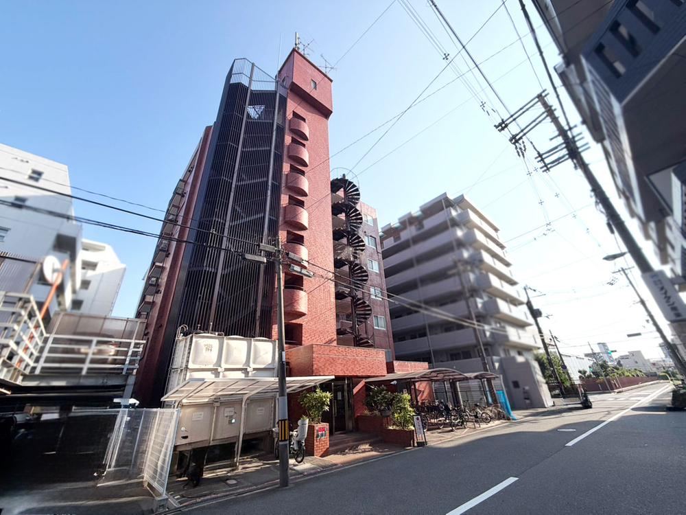 3LDK apartment in Yodogawa Ward, Osaka - Photo 1