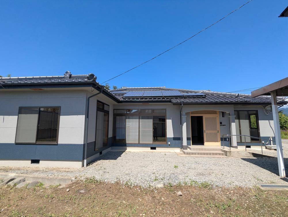4LDK house in Ueda, Nagano - Photo 1