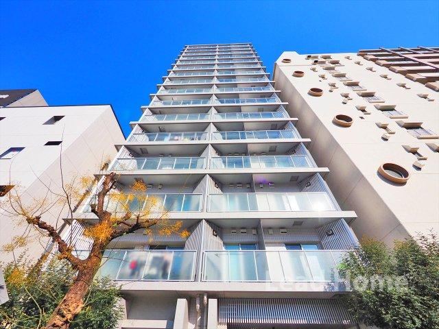 2LDK+S apartment in Meguro Ward, Tokyo - Photo 1