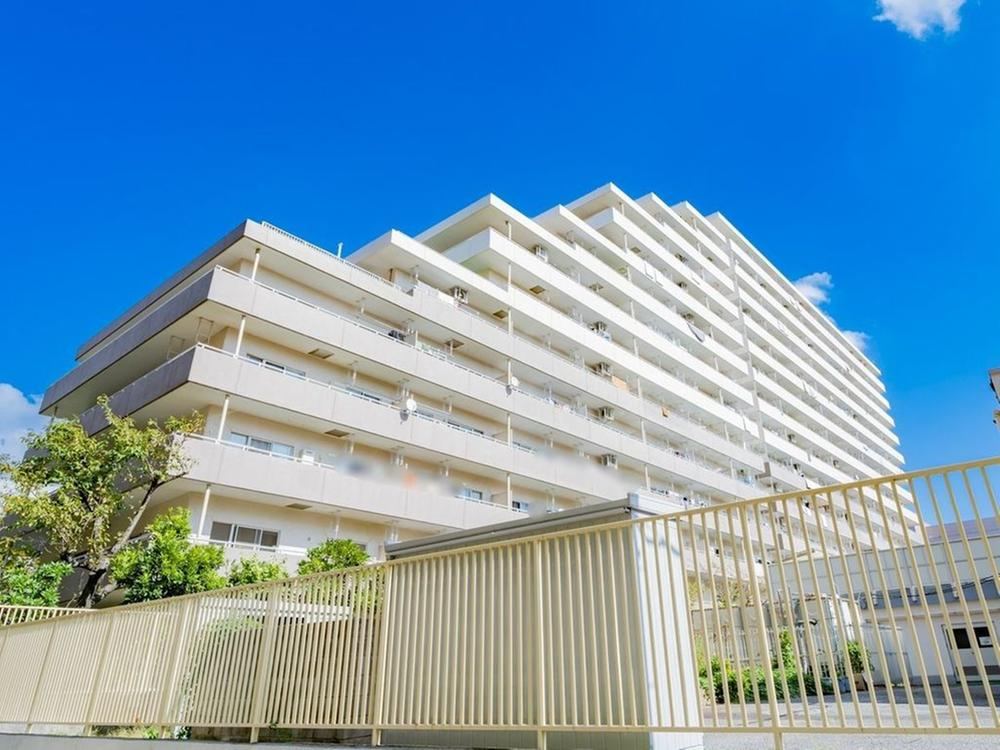 3LDK apartment in Edogawa Ward, Tokyo - Photo 1