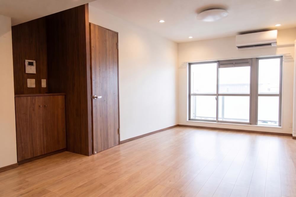 3LDK+S apartment in Tempaku Ward, Nagoya, Aichi - Photo 1