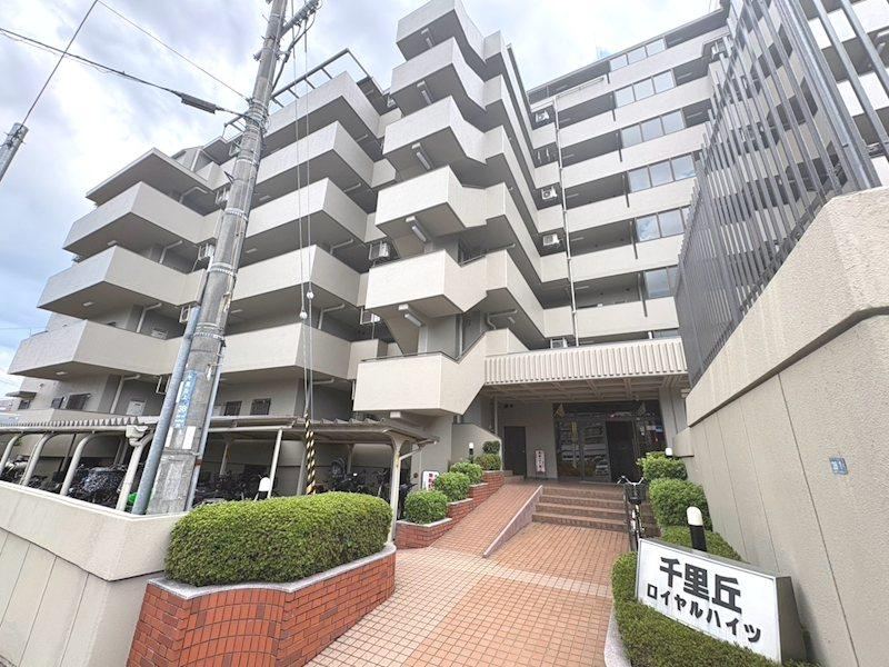 3LDK apartment in Suita, Osaka - Photo 1