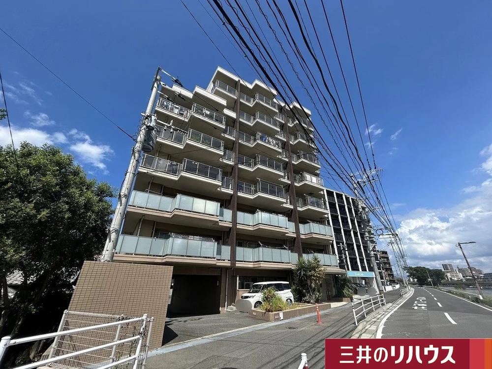 4LDK apartment in Nishi Ward, Fukuoka - Photo 1