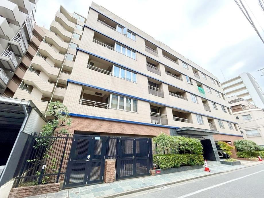 1DK apartment in Taito Ward, Tokyo - Photo 1