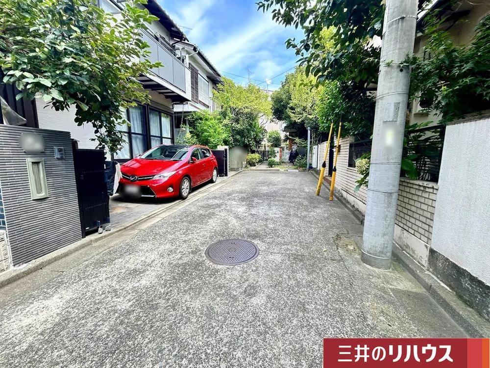100 m² land in Shinjuku Ward, Tokyo - Photo 1