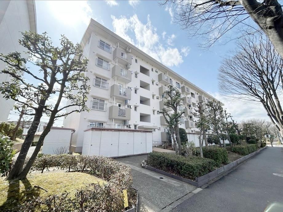 3LDK apartment in Fujisawa, Kanagawa - Photo 1
