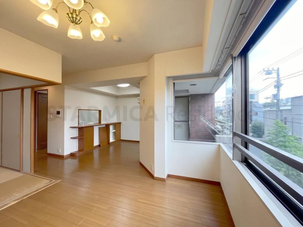 3LDK apartment in Meguro Ward, Tokyo - Photo 1