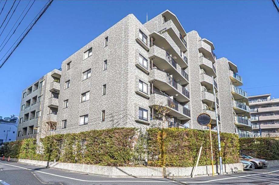 3LDK apartment in Setagaya Ward, Tokyo - Photo 1