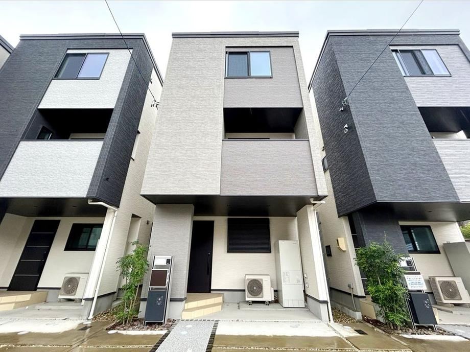 2LDK+S house in Atsuta Ward, Nagoya, Aichi - Photo 1