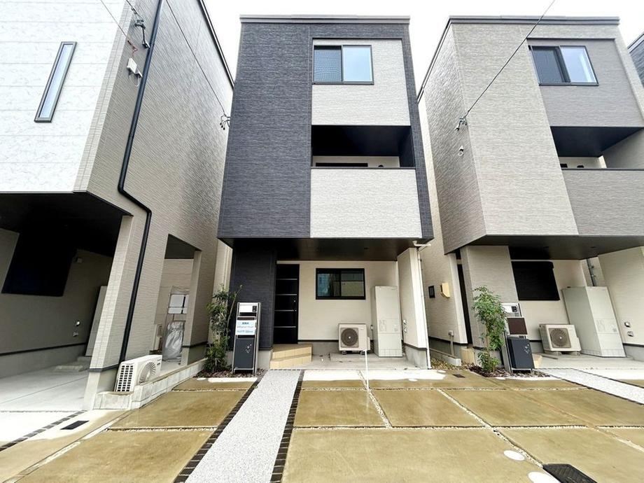 2LDK+S house in Atsuta Ward, Nagoya, Aichi - Photo 1