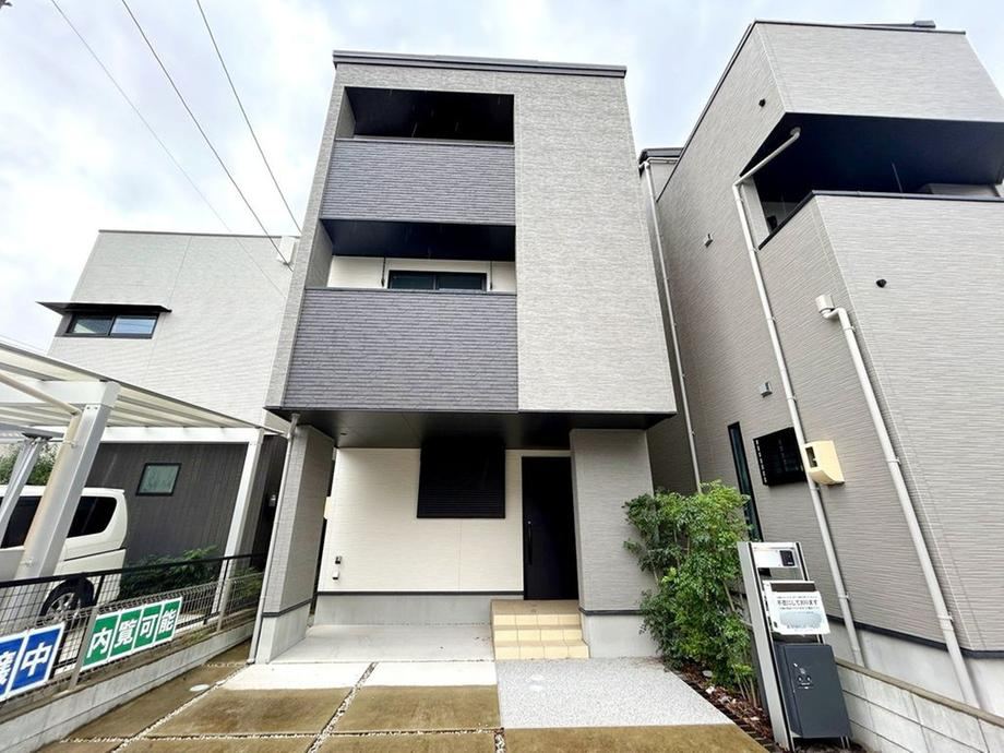 2LDK+S house in Atsuta Ward, Nagoya, Aichi - Photo 1