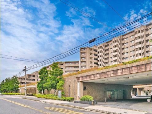 3LDK apartment in Setagaya Ward, Tokyo - Photo 1