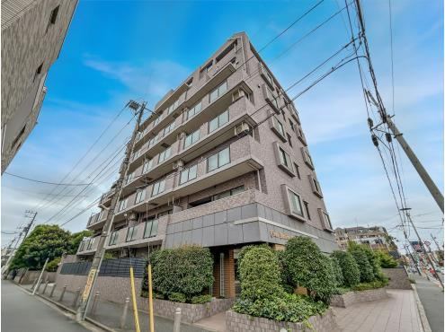 2LDK+S apartment in Musashino, Tokyo - Photo 1