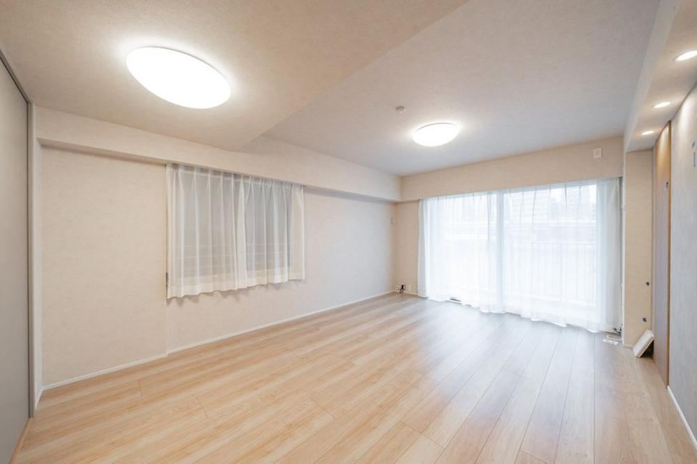 3LDK apartment in Koto Ward, Tokyo - Photo 1