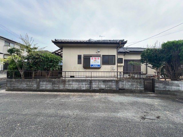 4LDK house in Yukuhashi, Fukuoka - Photo 1