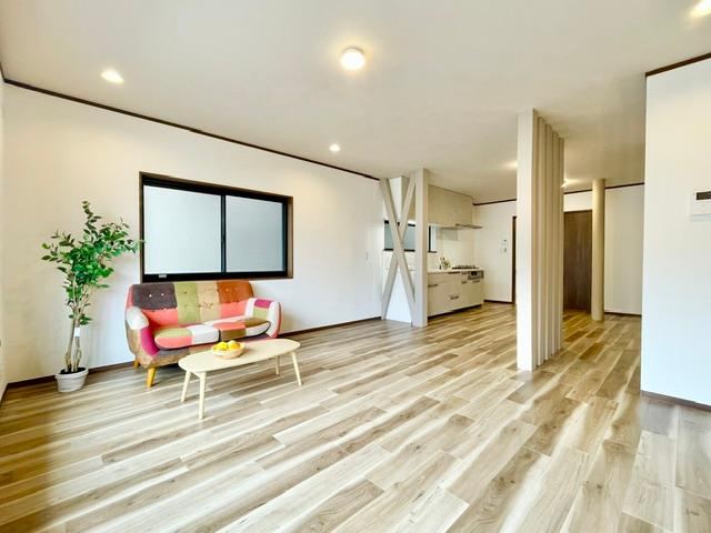 4LDK house in Higashiosaka, Osaka - Photo 1