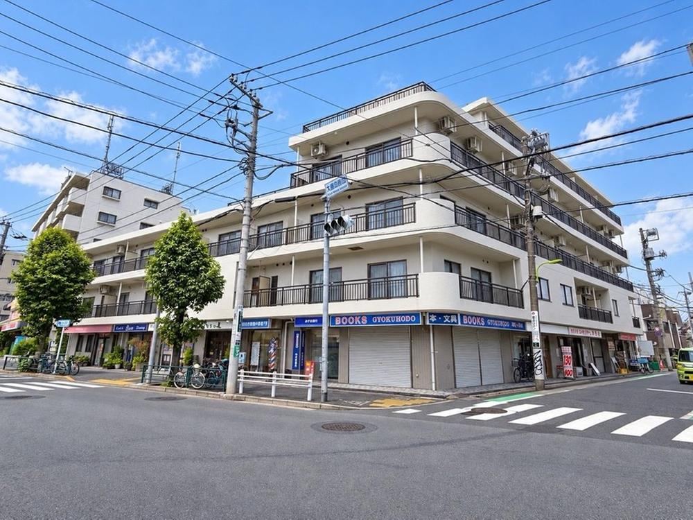1LDK apartment in Setagaya Ward, Tokyo - Photo 1