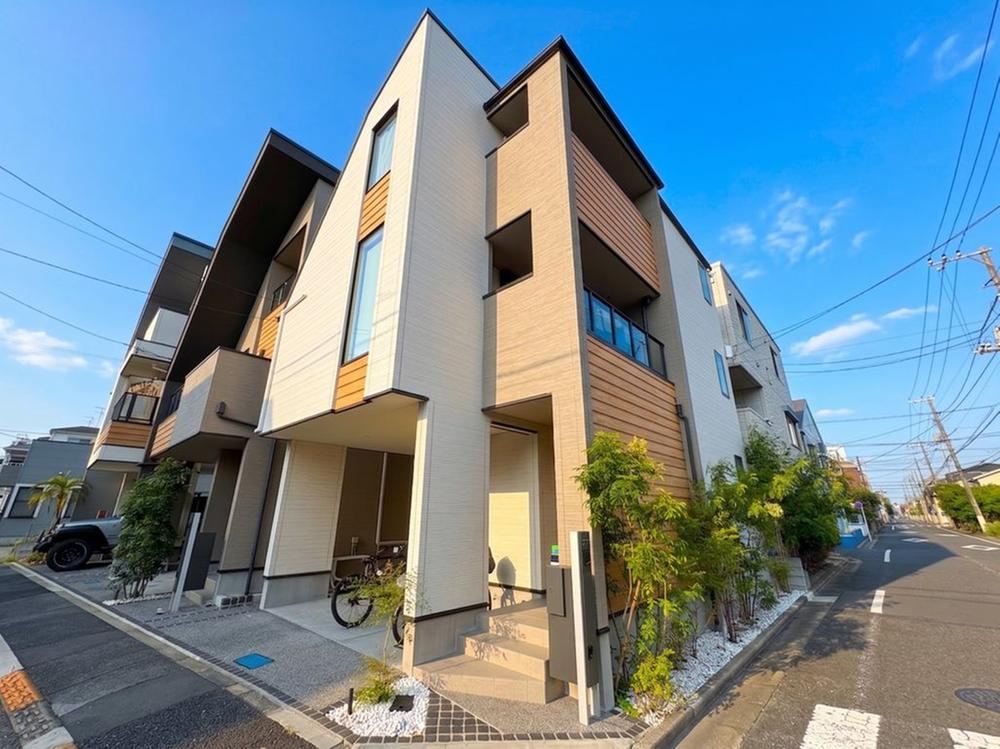 4LDK house in Edogawa Ward, Tokyo - Photo 1