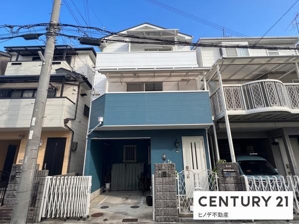 4LDK house in Izumi, Osaka - Photo 1