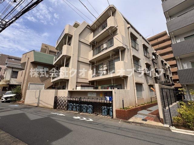 2LDK apartment in Ota Ward, Tokyo - Photo 1