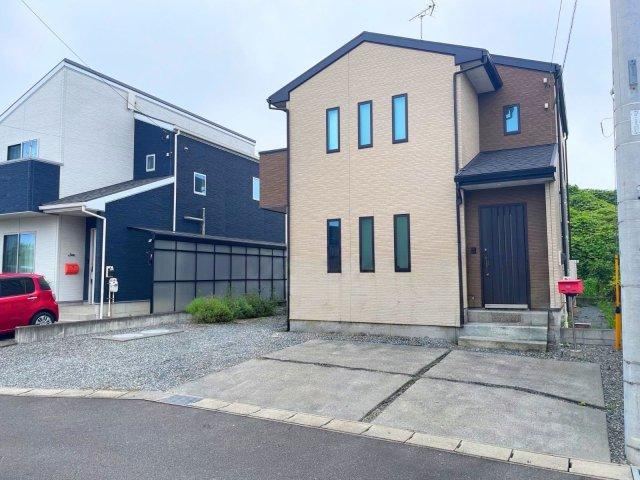 4LDK house in Fuji, Shizuoka - Photo 1