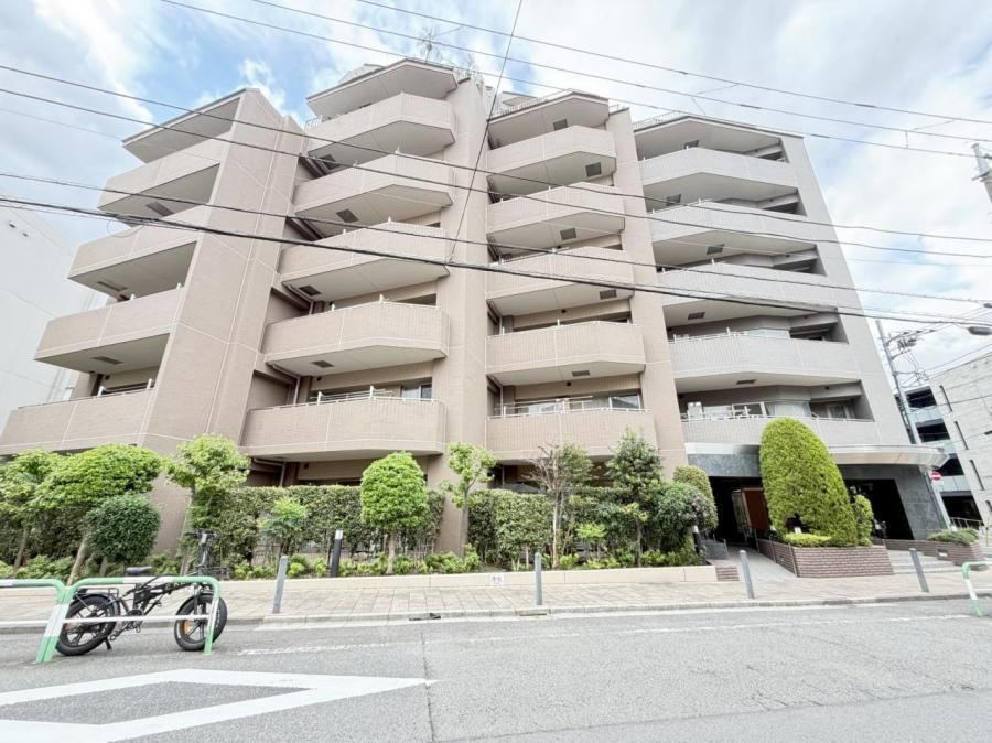 3LDK apartment in Setagaya Ward, Tokyo - Photo 1