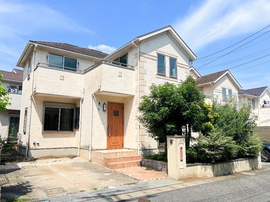 4LDK house in Kashiwa, Chiba - Photo 1