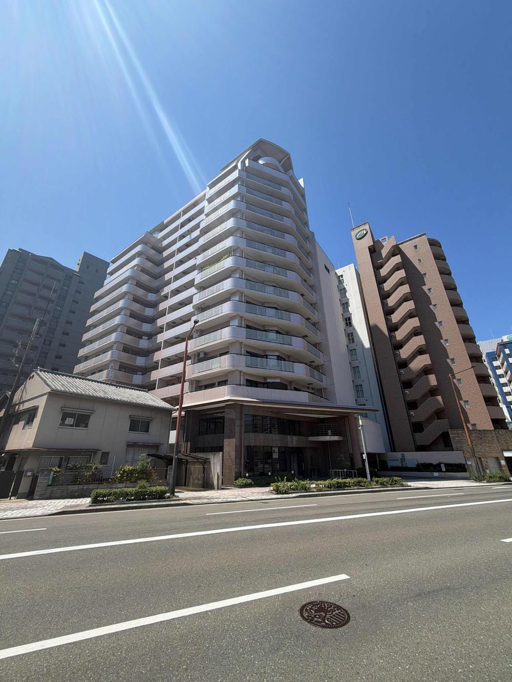 2LDK apartment in Hakata Ward, Fukuoka - Photo 1