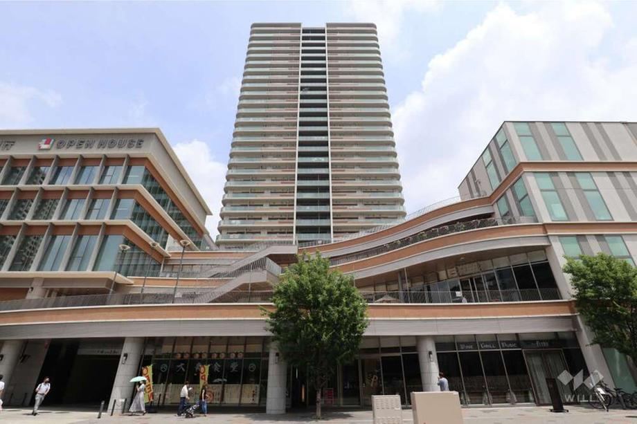 3LDK apartment in Naka Ward, Nagoya, Aichi - Photo 1