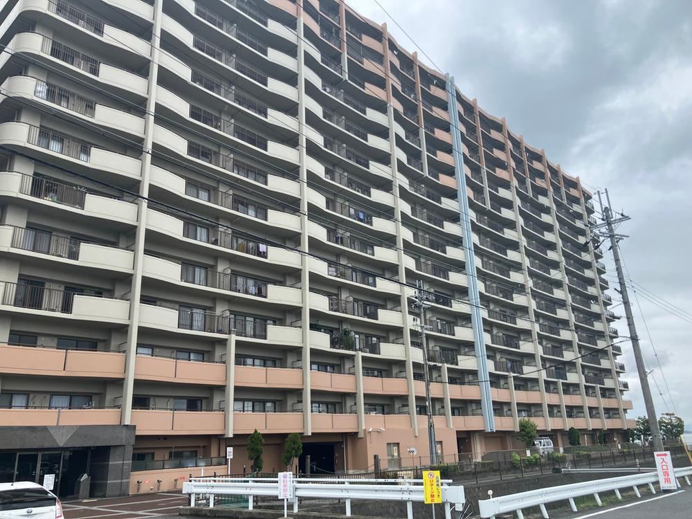 3LDK apartment in Otsu, Shiga - Photo 1