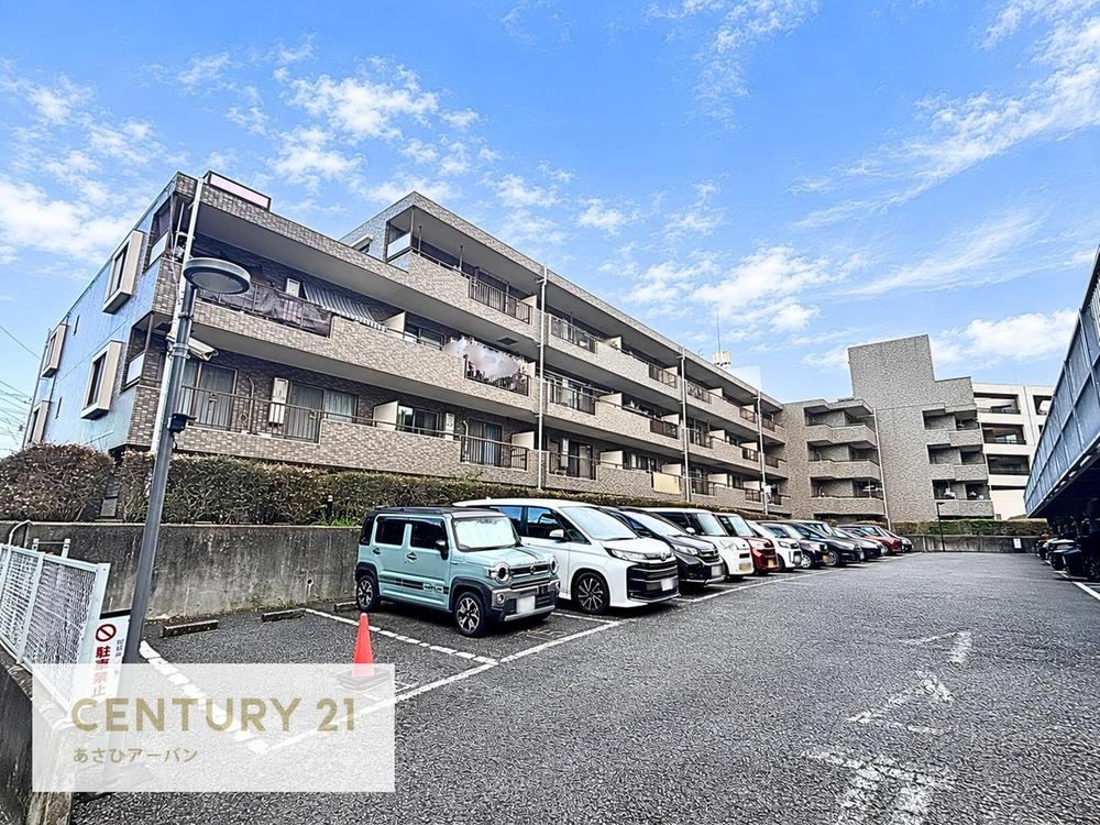 3LDK apartment in Sakura, Chiba - Photo 1