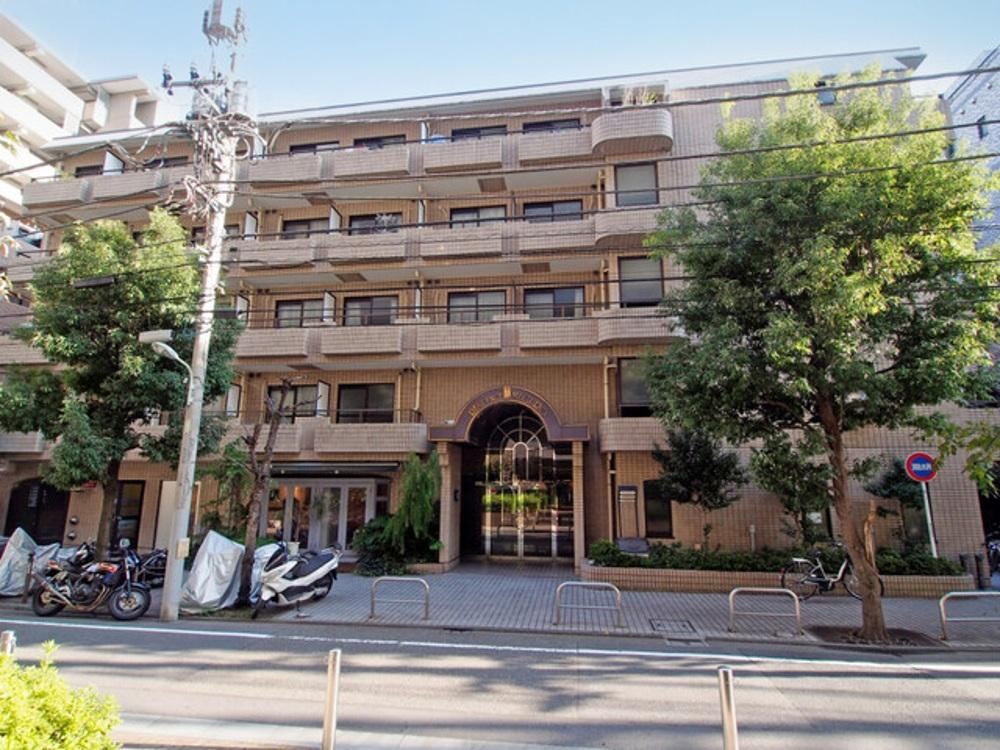1LDK apartment in Shinagawa Ward, Tokyo - Photo 1