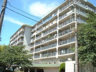 3LDK apartment in Suita, Osaka - Photo 1