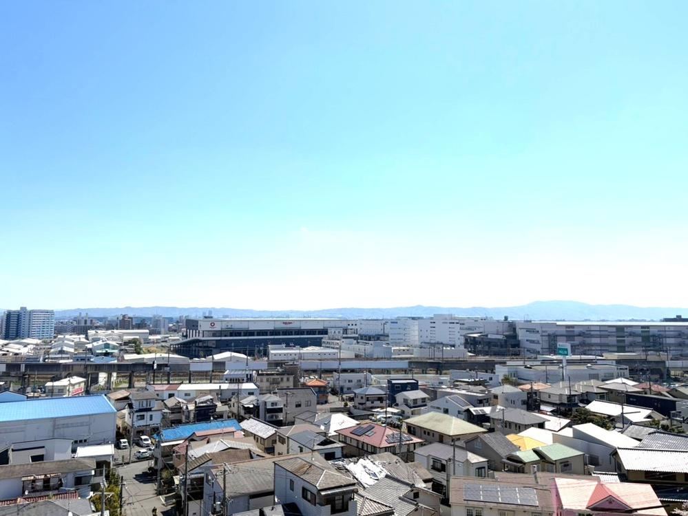4LDK apartment in Suita, Osaka - Photo 1