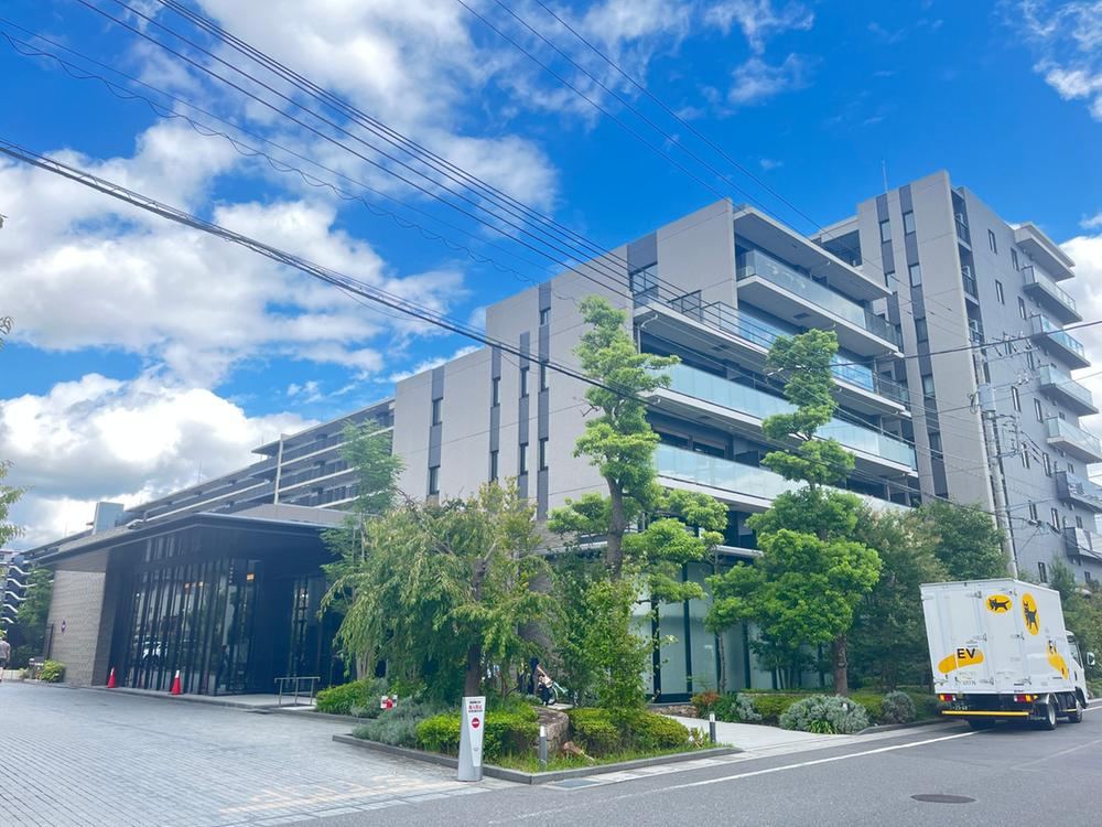 3LDK+2S apartment in Koshigaya, Saitama - Photo 1
