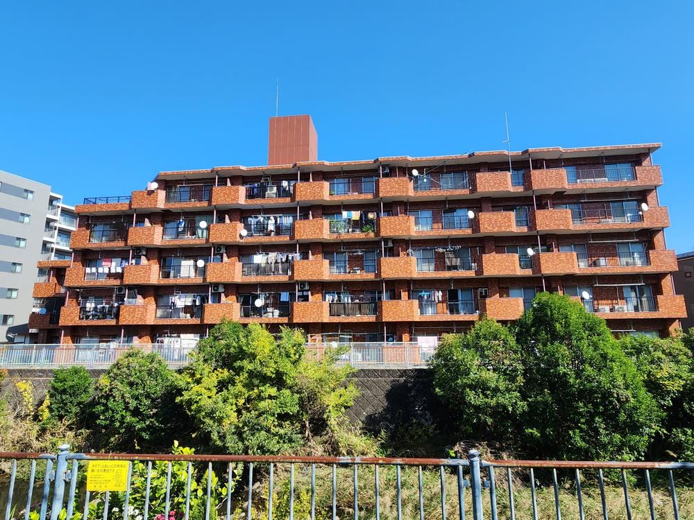 3LDK apartment in Hodogaya Ward, Yokohama, Kanagawa - Photo 1