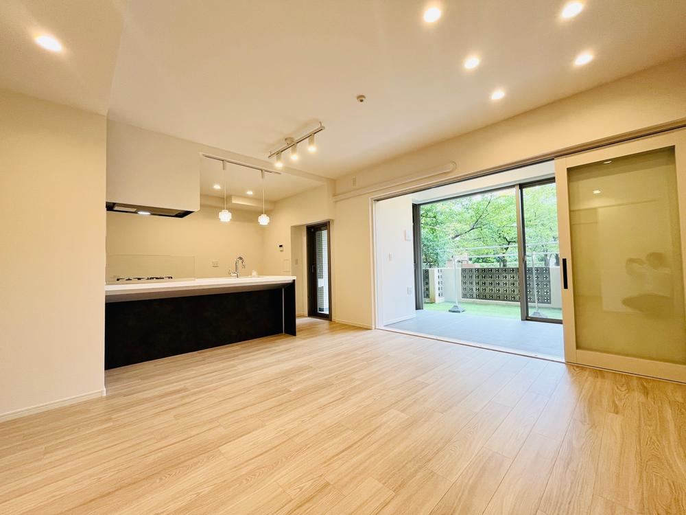 3LDK apartment in Hanamigawa Ward, Chiba - Photo 1